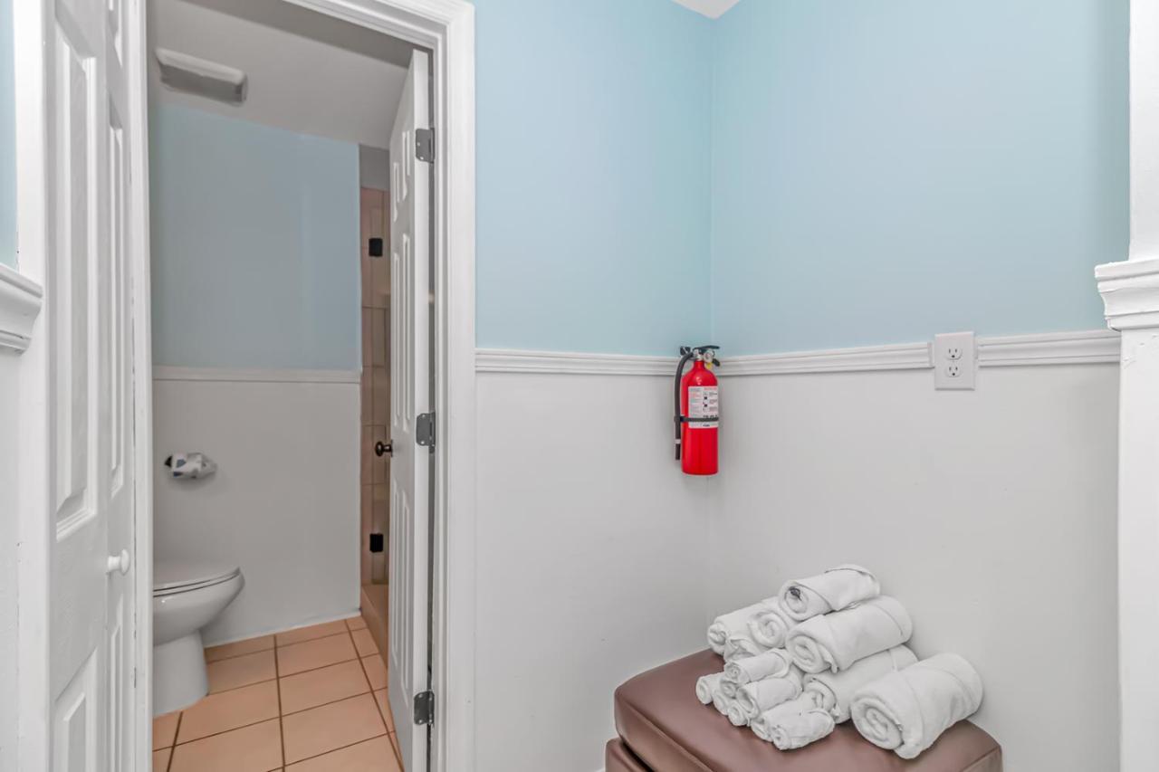 125 Atlantic Avenue Unit E - Pet Friendly! Walk To The Beach And Pier!1Br -1Ba - Sleeps 2-4 Guests! Myrtle Beach Exterior foto
